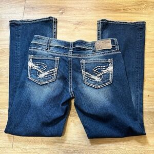 Silver Jeans Lola Jeans size 30x31 low rise med wash bootcut Denim Embroidered